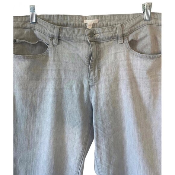 •SOLD•EILEEN FISHER Washed Light Gray Mid-Rise Ankle-Length Tapered Leg Jeans 14 - Picture 3 of 7